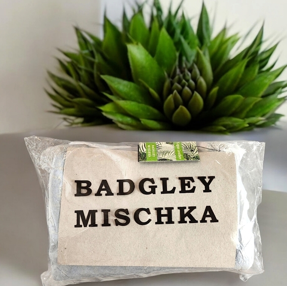 NWT Badgley Mischka Blue Tweed Messenger Crossbody - Picture 7 of 8